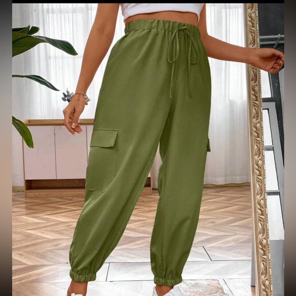 SHEIN EZwear Womens Plus Cargo Pants Size Size 3XL Army Green - Picture 1 of 5